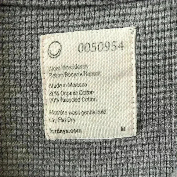 For Days Women’s Zip Up Collar Sweater Size M - Picture 3 of 3